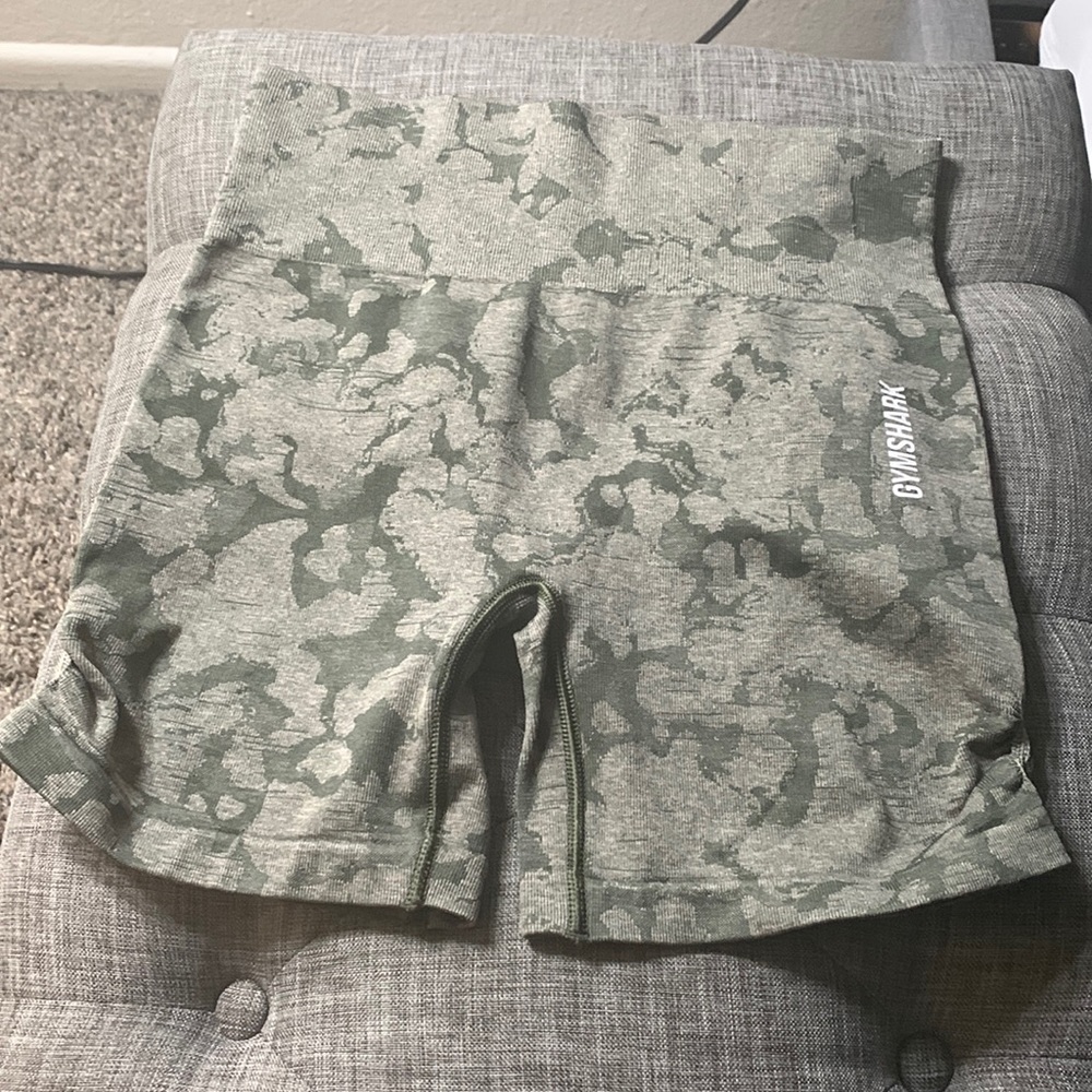 Gymshark Adapt Camo Seamless shorts